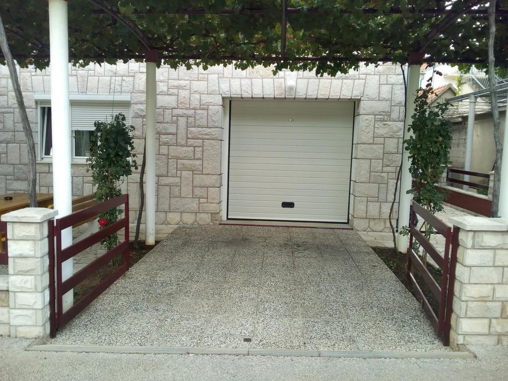 Apartmani Rada Trebinje Exterior foto